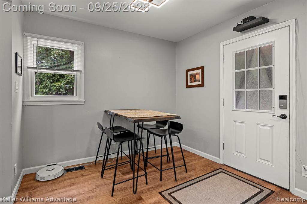 15858 Kirkshire Avenue, Beverly Hills, MI 48025 — Photo 5