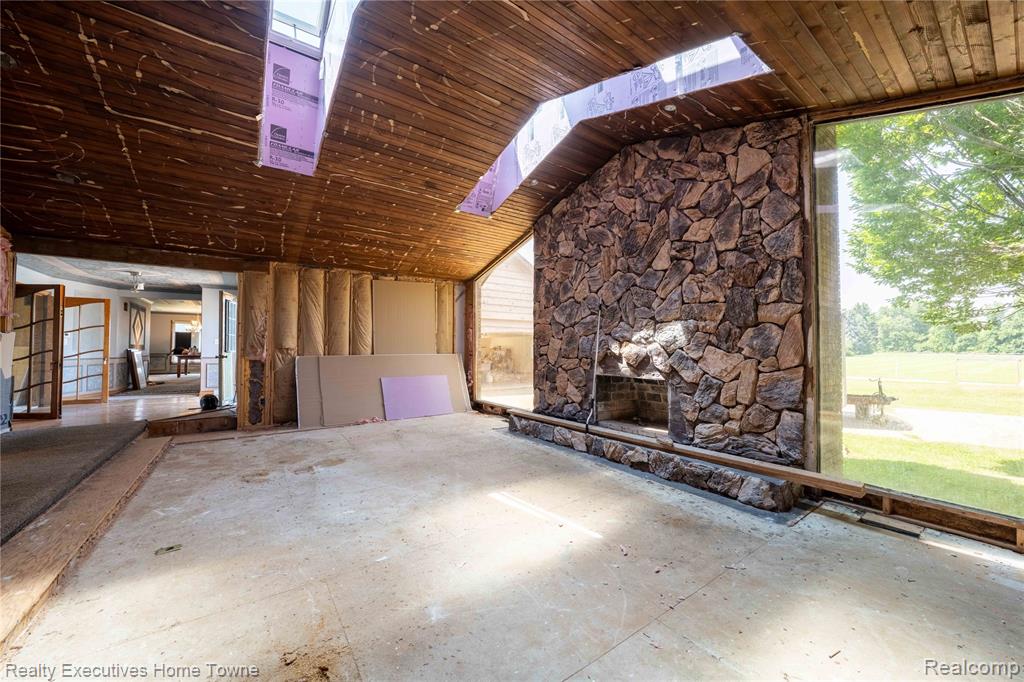 7227 AVOCA Road, Clyde, MI 48049 — Photo 17