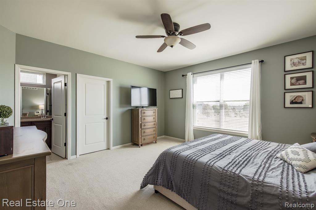26164 International Drive Drive, South Lyon, MI 48178 — Photo 27
