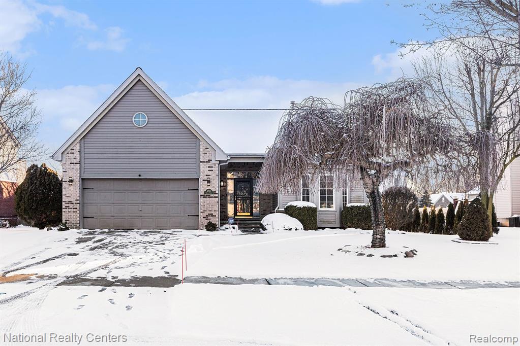 47115 Marina Drive, Van Buren, MI 48111 — front exterior