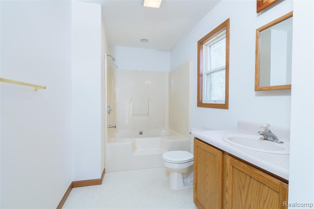 13201 Rockwell Road, Stockbridge, MI 49285 — Photo 22