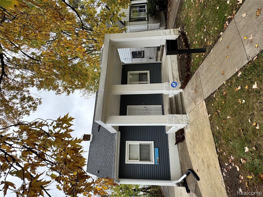 8841 Auburn Street, Detroit, MI 48228 — front exterior