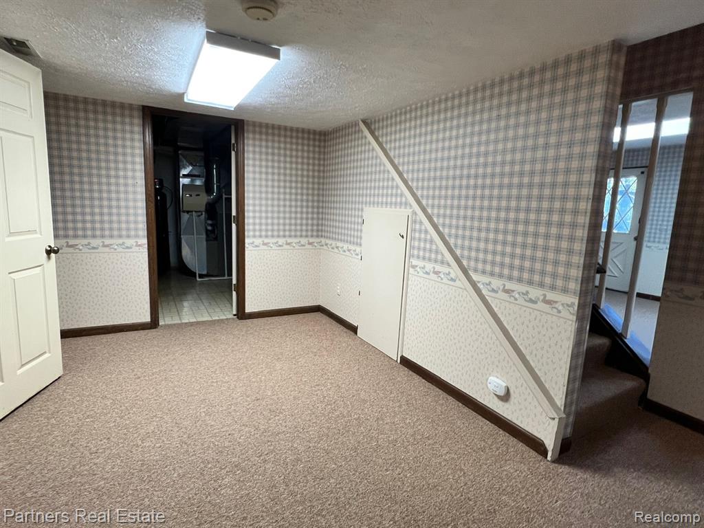 5618 Mountain Road, Brighton, MI 48116 — Photo 41
