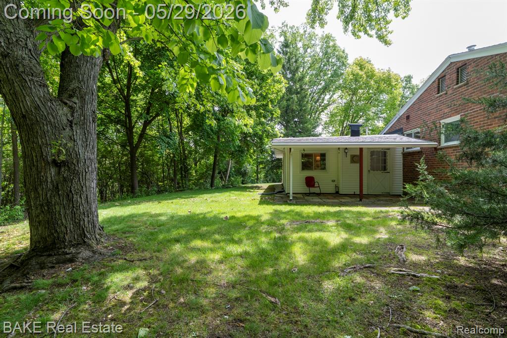 800 Parkview Drive, Plymouth, MI 48170 — Photo 7