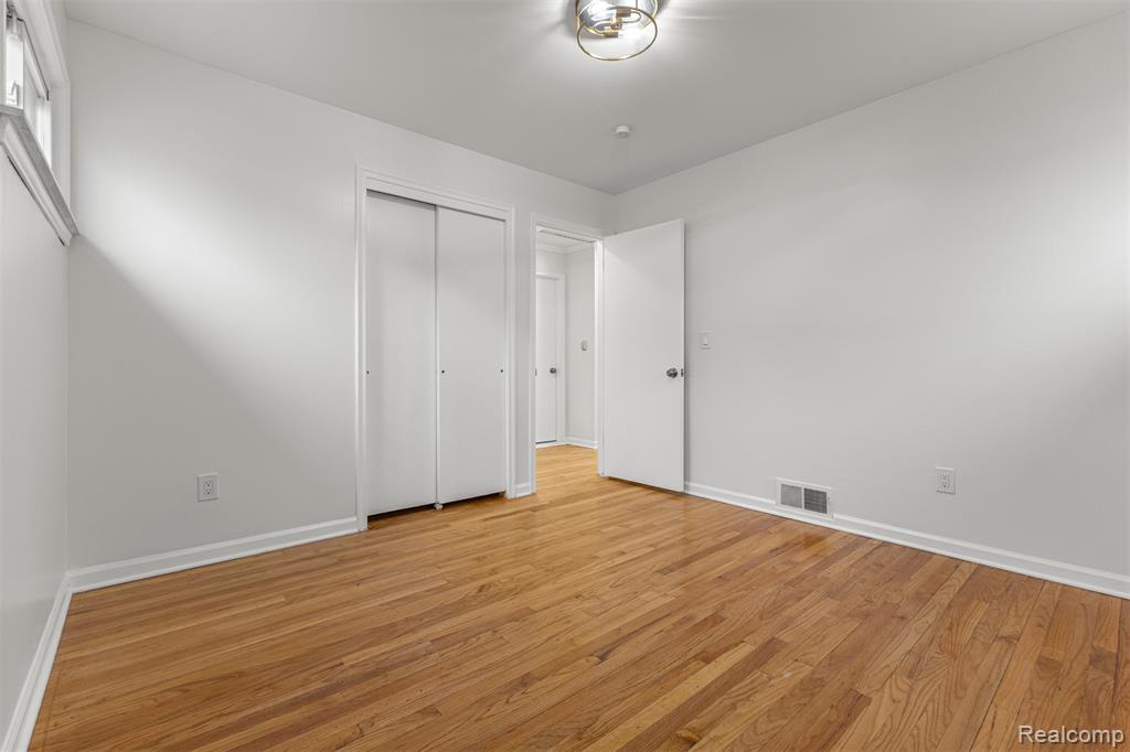 462 Clair Street, Garden City, MI — Photo 18