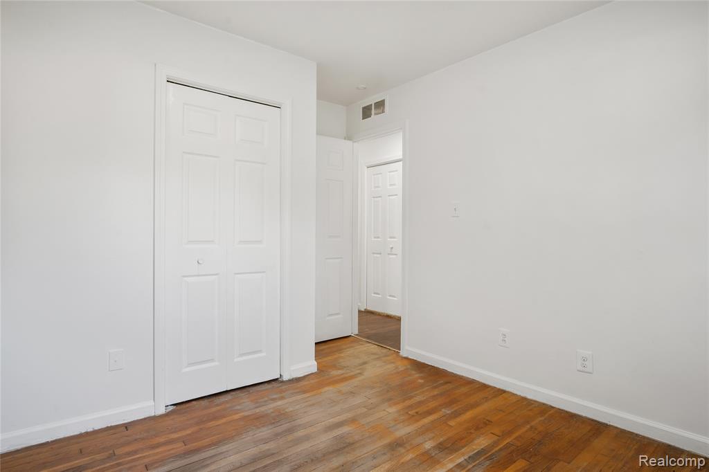 1369 Candlewood Lane, Ypsilanti, MI 48198 — Photo 13