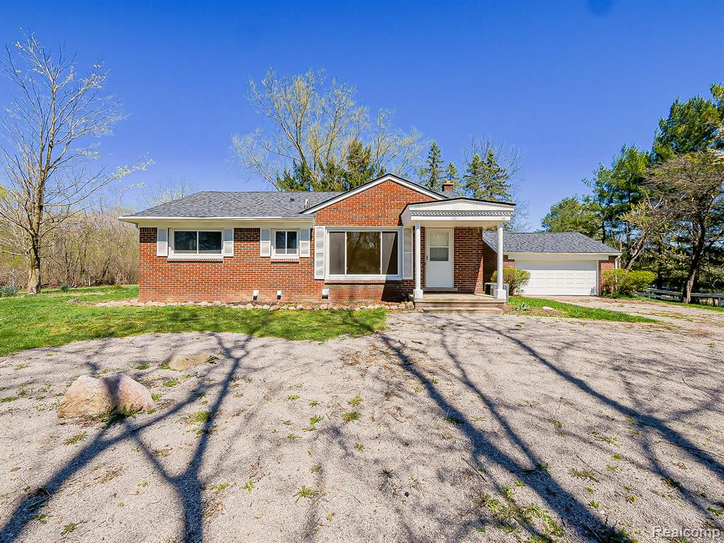 8701 Brookville Road, Plymouth, MI 48170 — Photo 41