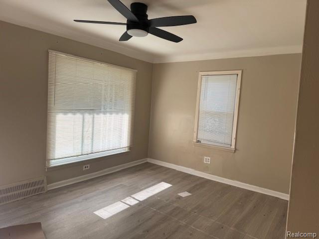 8215 MANSFIELD Street, Detroit, MI 48228 — Photo 2