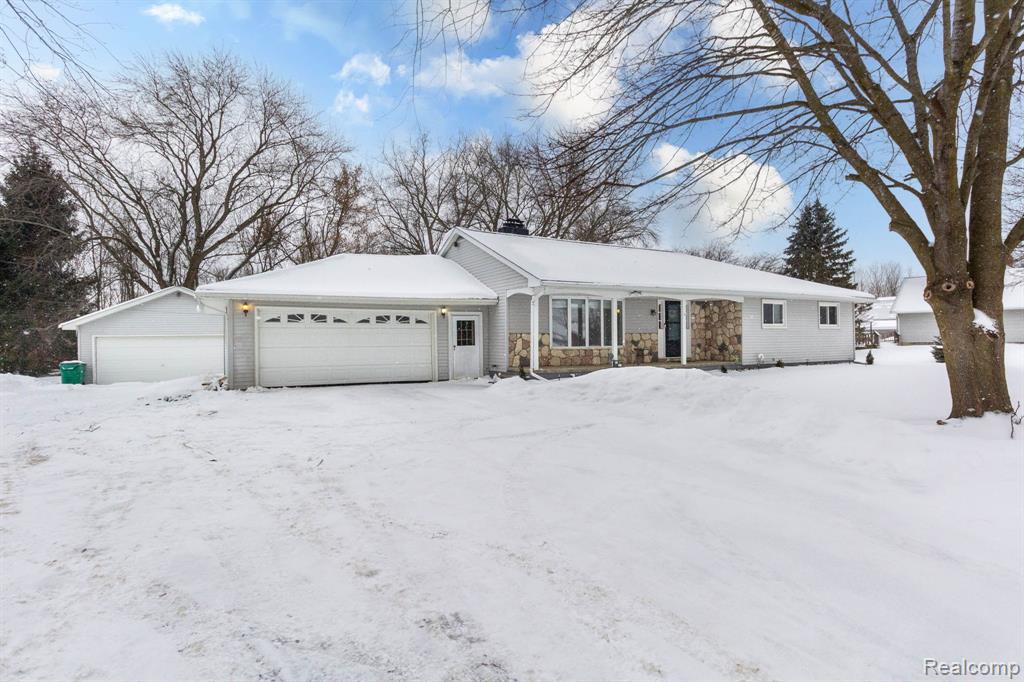 20500 Armada Ridge Road, Armada, MI — Photo 2