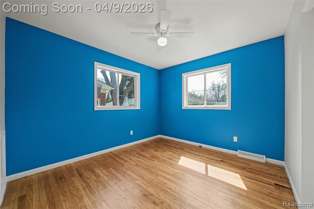 906 Englewood Avenue, Royal Oak, MI 48073 — Photo 14