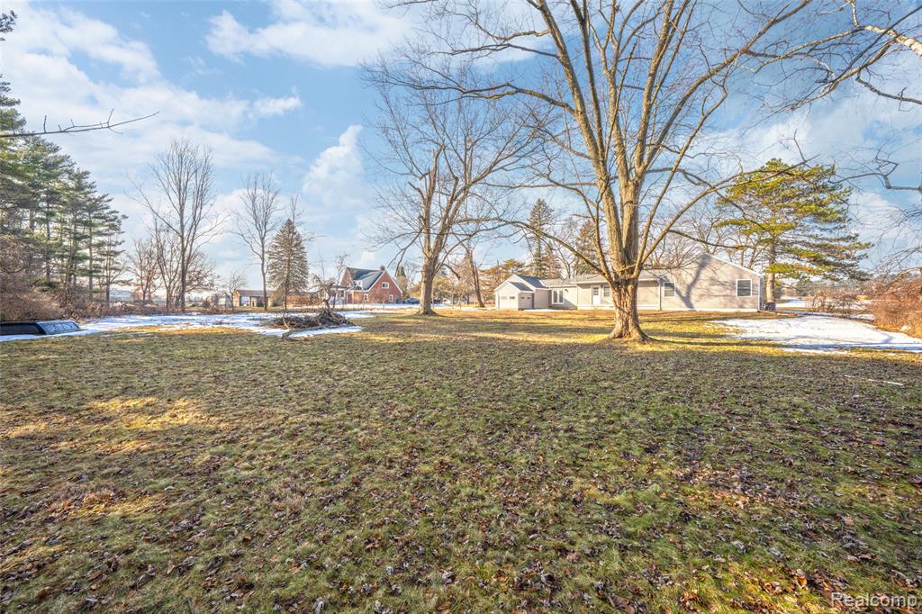 15087 N Holly Road, Holly, MI 48442 — Photo 4