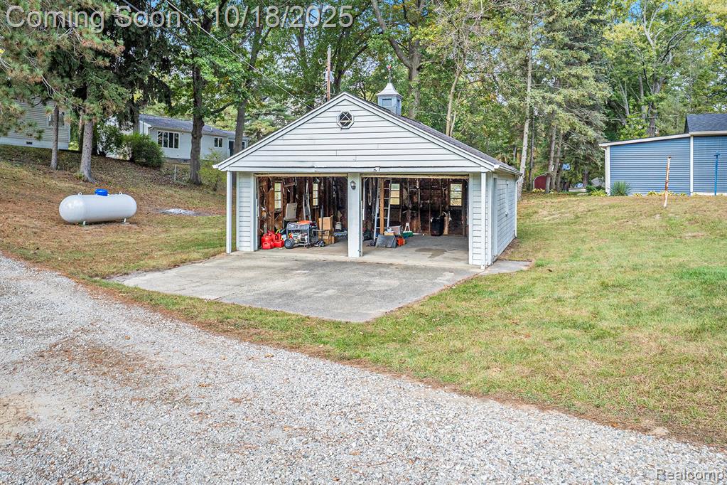 15303 Longfellow Drive, Byron, MI 48418 — Photo 29