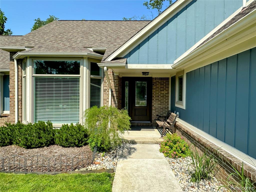 6771 FOXBORO, Brighton, MI 48116 — Photo 3