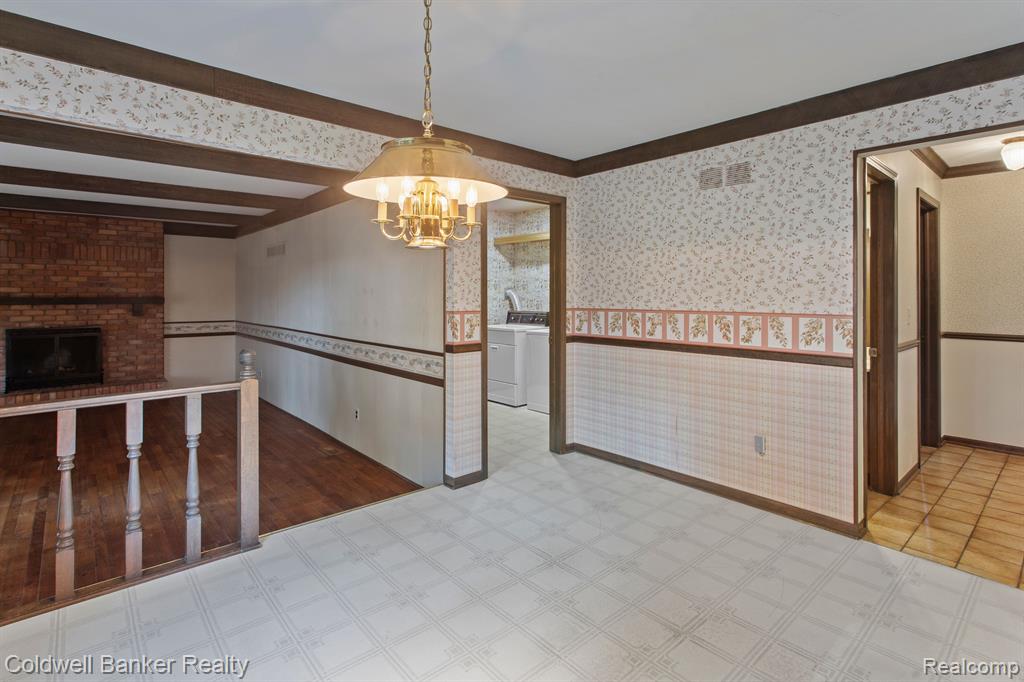 16235 WINCHESTER Drive, Northville, MI 48168 — Photo 24