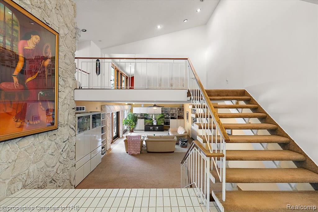 1808 Moors Court, Bloomfield Hills, MI, 48302