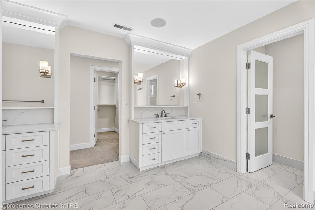 4375 Derry Road, Bloomfield Hills, MI 48302 — Photo 28