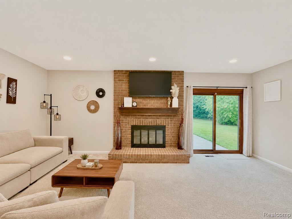 39217 Bramblebush Court, Clinton Twp, MI 48038 — Photo 12