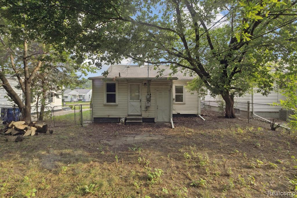 7028 PACKARD Avenue, Warren, MI 48091 — Photo 22