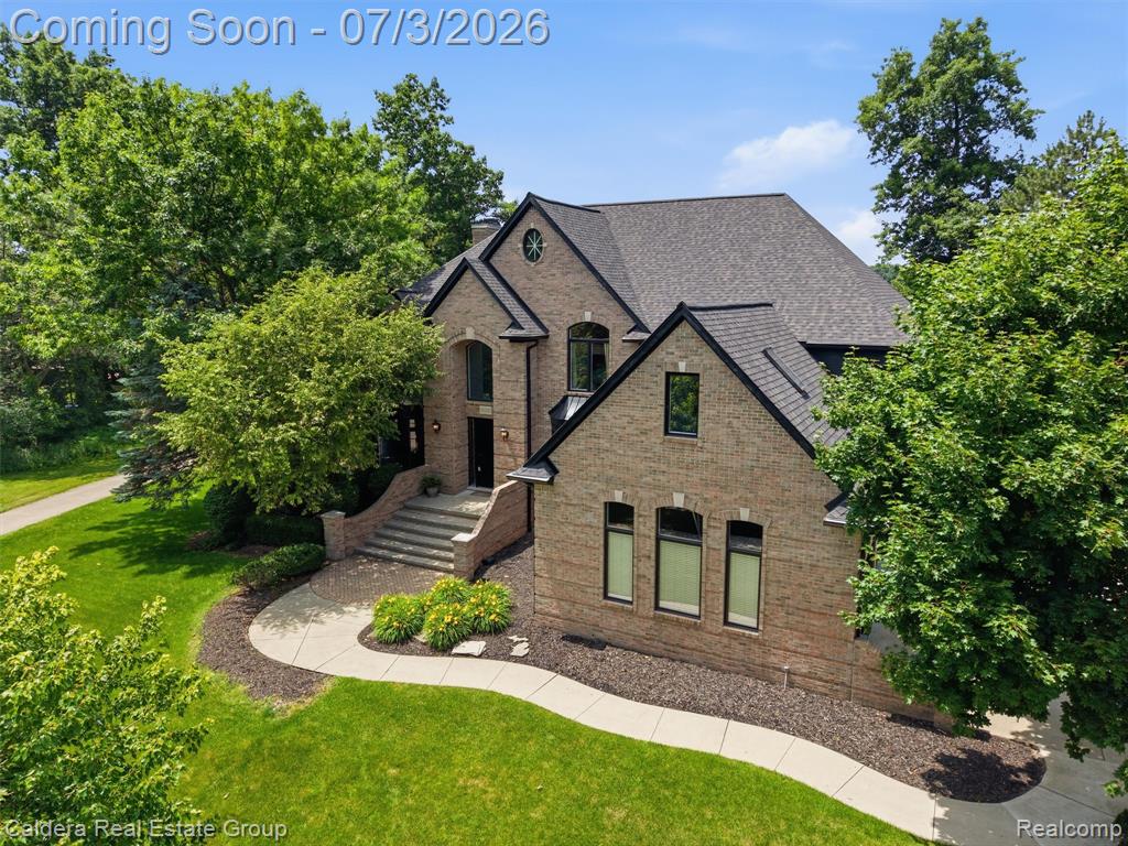 56015 Parkview Drive, Utica, MI 48316 — Photo 11