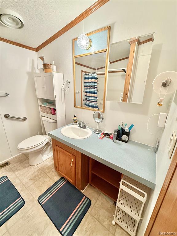 1851 S Loxley Road, Houghton Lake, MI 48629 — Photo 15