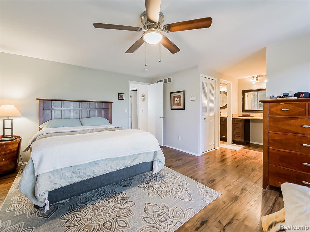 7418 Azalea Court, West Bloomfield, MI — Photo 14