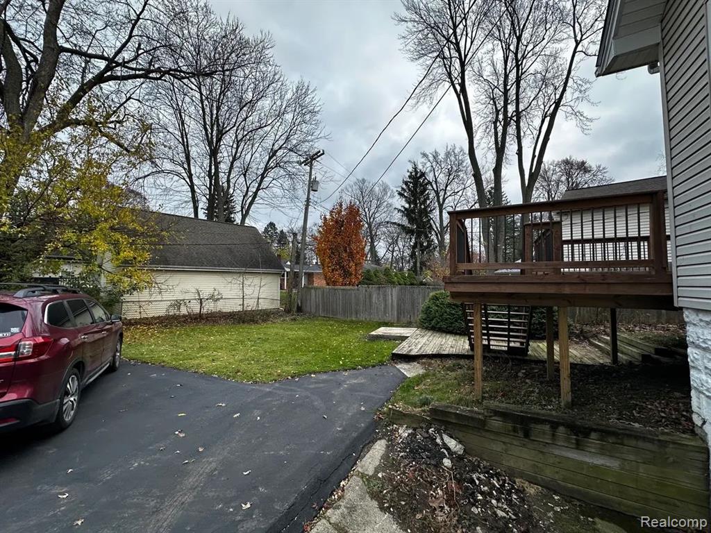 1449 BENVENUE Street, Sylvan Lake, MI 48320 — Photo 26