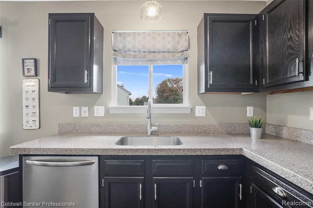 547 Tyler Lane, Canton, MI 48188 — Photo 15