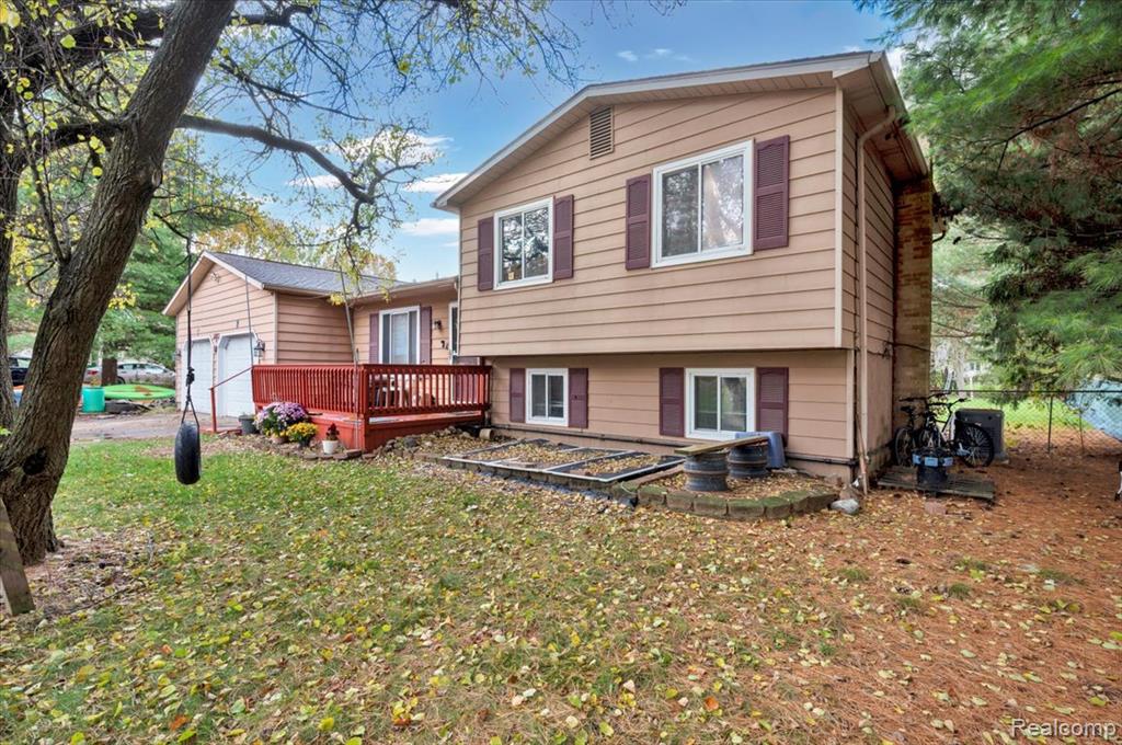 5883 Gracelawn Street, North Branch, MI 48461 — front exterior