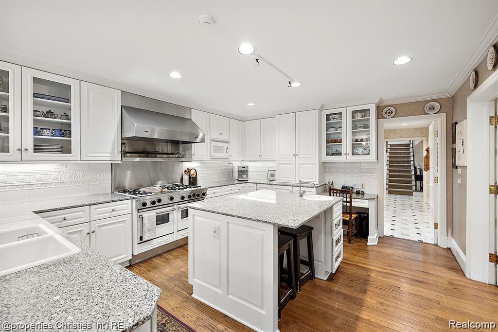633 Hawthorne Street, Birmingham, MI 48009 — Photo 22