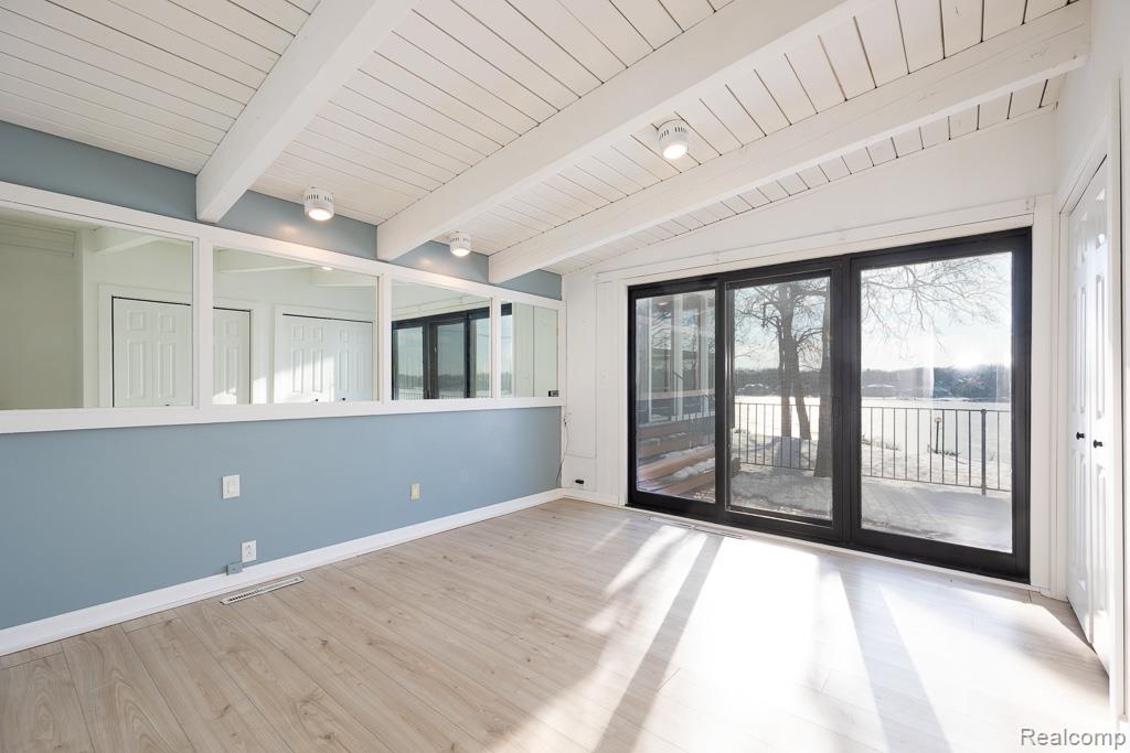 6005 Upper Straits Boulevard, West Bloomfield, MI 48324 — Photo 53