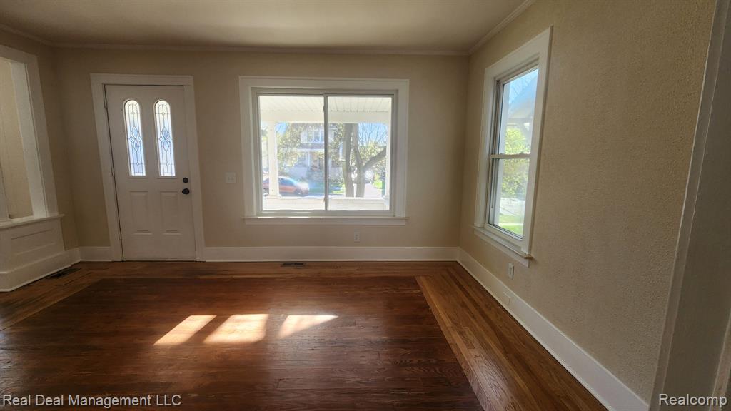43 DWIGHT Avenue, Pontiac, MI 48341 — Photo 2