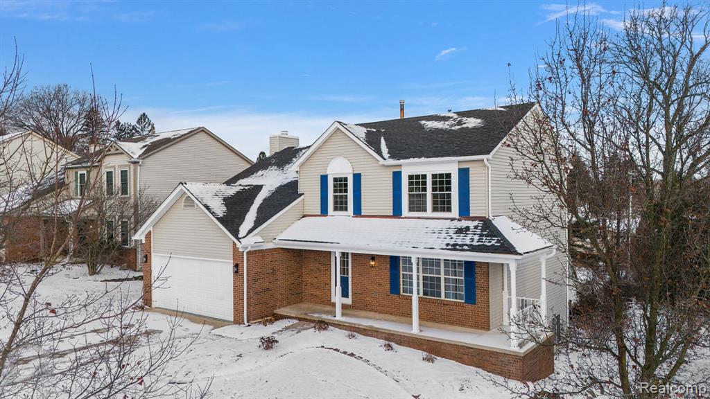 708 Oak View Ln, Milford, MI 48381 — Photo 2