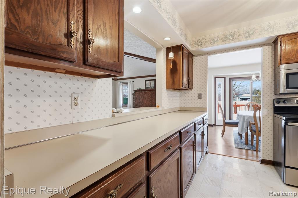 40931 Rehse Drive, Clinton Twp, MI 48038 — Photo 16