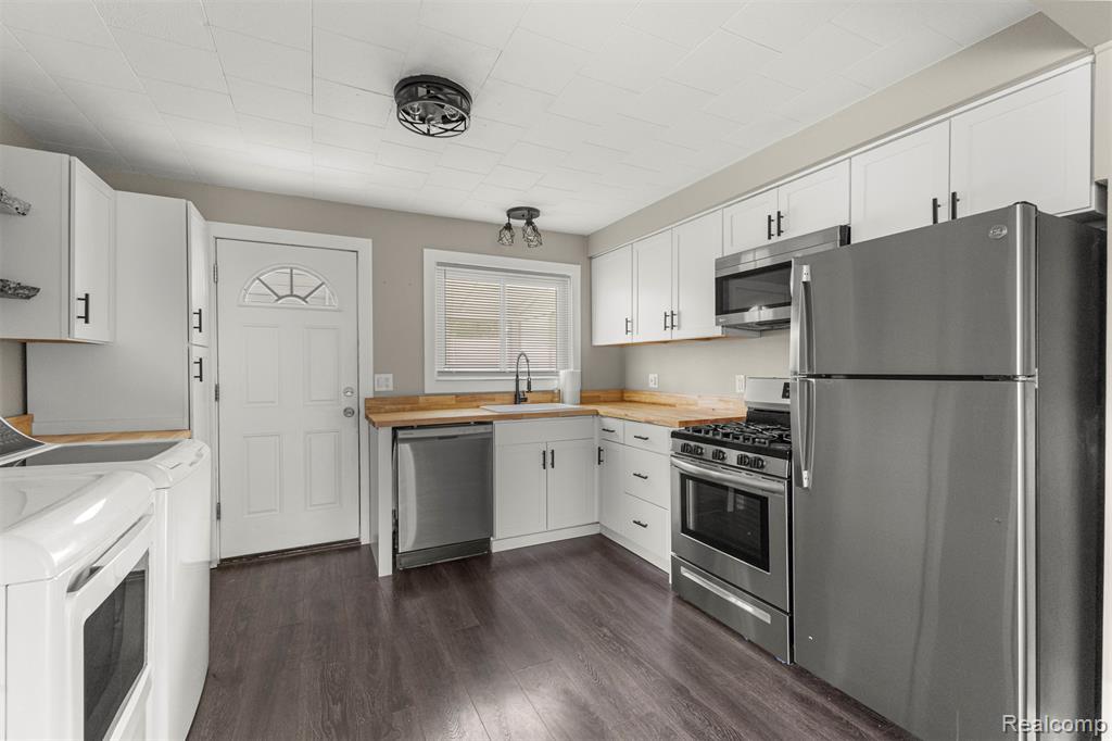 4516 Edgewood Street, Dearborn Heights, MI 48125 — Photo 12