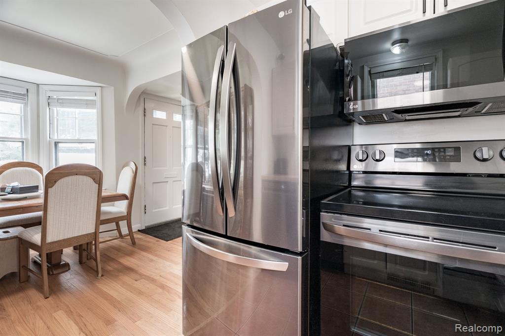 632 S Edison Avenue, Royal Oak, MI 48067 — Photo 11