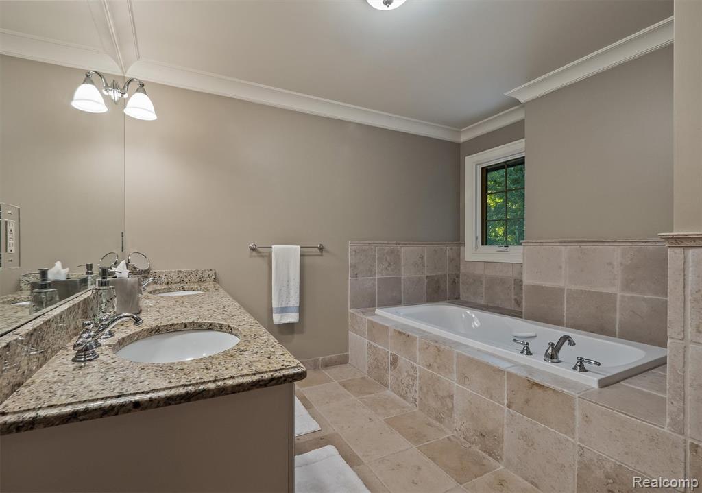 25325 Devon Lane, Franklin, MI 48025 — Photo 24