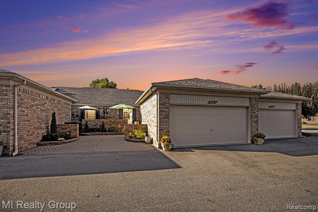 50317 Highpoint Court, Macomb, MI 48044 — Photo 26