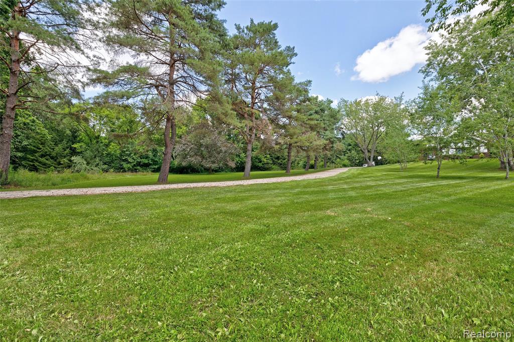 9580 Buckhorn Lake Road, Holly, MI 48442 — Photo 71