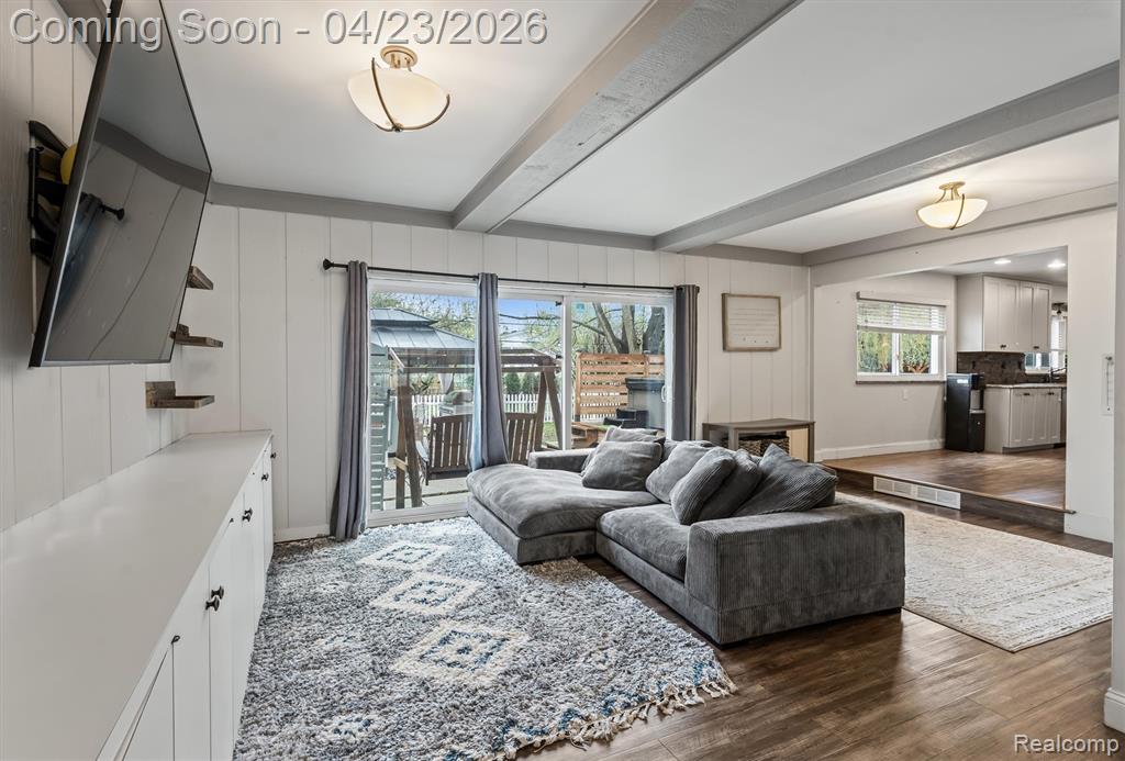 3226 Hartslock Woods Drive, West Bloomfield, MI — Photo 10