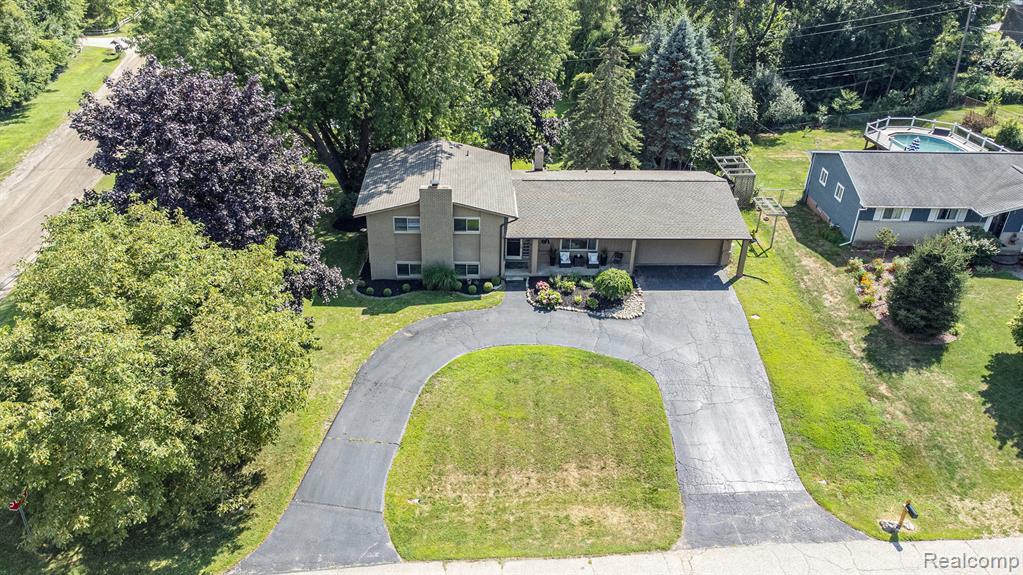 6507 Amy Drive, Clarkston, MI 48348 — Photo 36