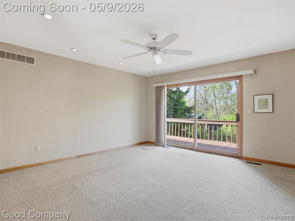 6733 Bloomfield Lane, West Bloomfield, MI — Photo 43