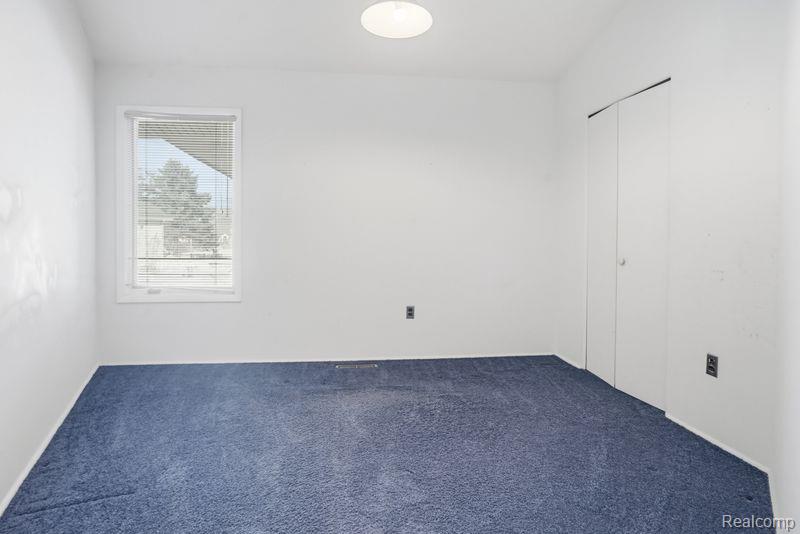 9136 Shinanguag Drive, Goodrich Vlg, MI — Photo 21
