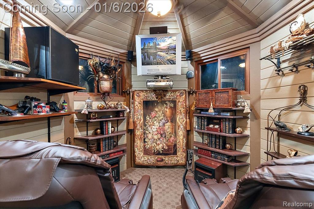 7310 Sandy Creek Lane, Bloomfield Hills, MI 48301 — Photo 54