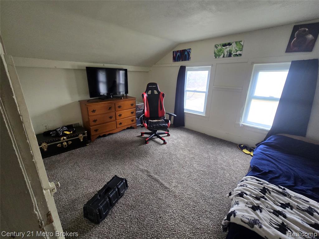 5638 N Lake Road, Columbiaville, MI, 48421