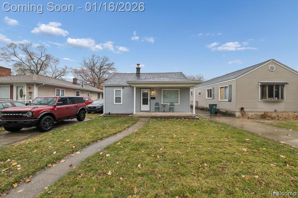 537 Andresen Court, Hazel Park, MI 48030 — Photo 4