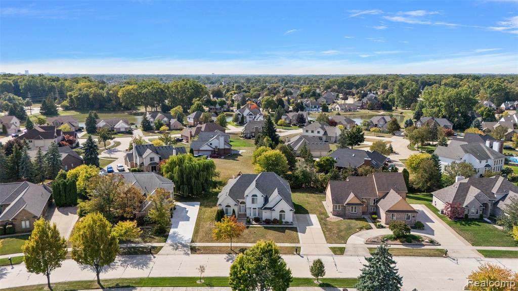 43187 Vintners Place Drive, Sterling Heights, MI 48314 — Photo 51