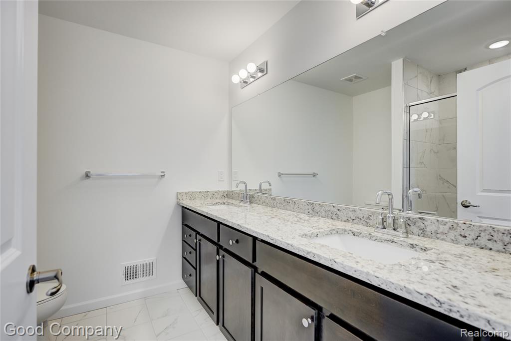 4849 Ludlow Lane, Troy, MI 48085 — Photo 32