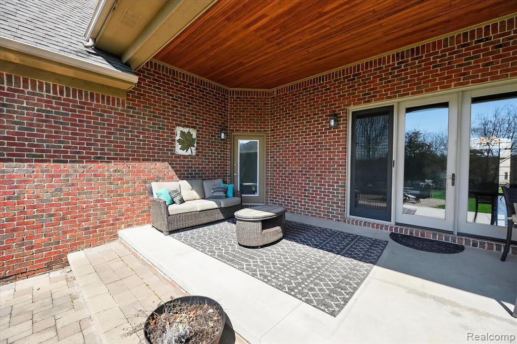 2591 Overbrook, Highland, MI — Photo 43