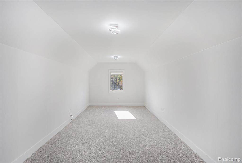 6535 Pond Drive, Washington, MI — Photo 35