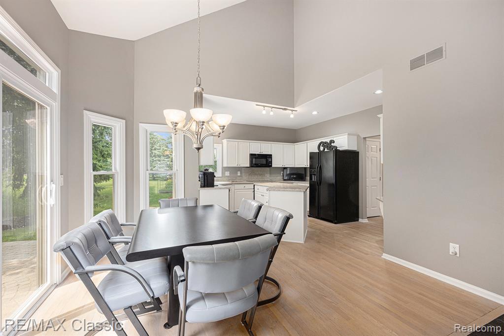 45483 Addington Lane, Novi, MI — Photo 15